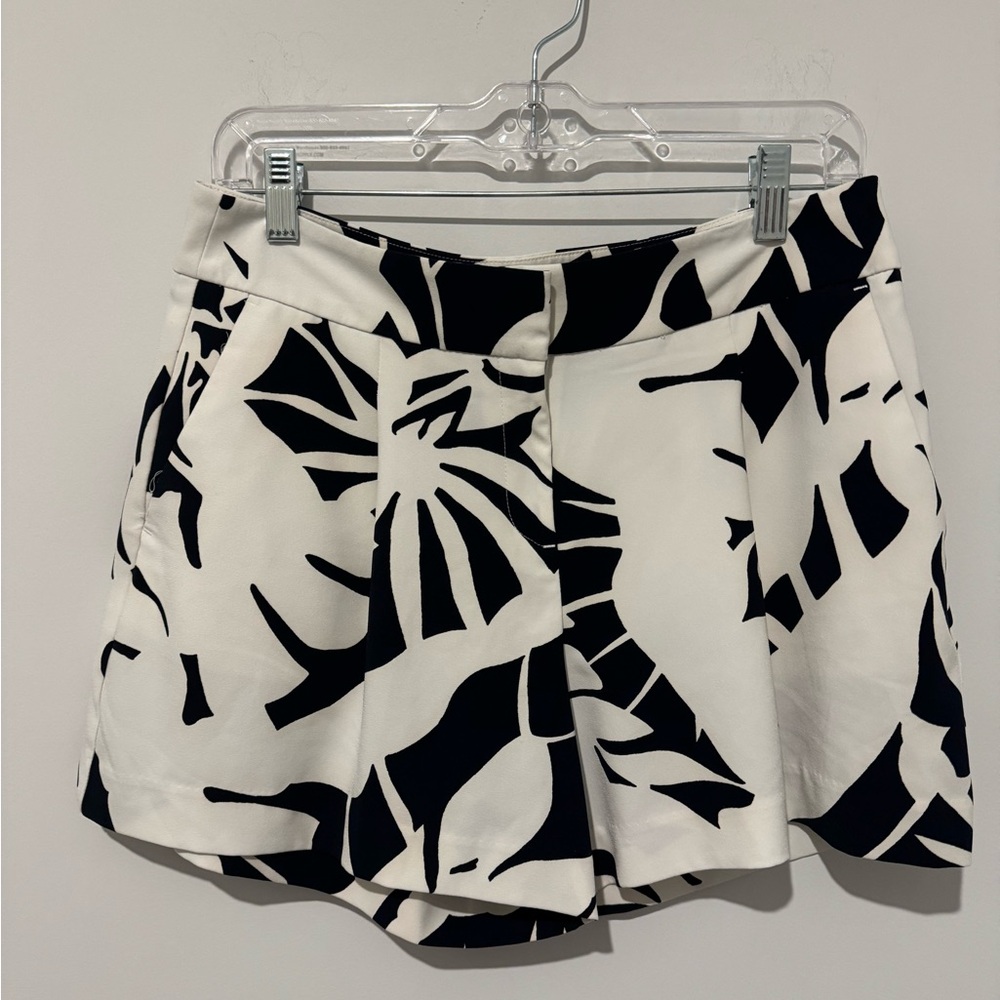 Ann Taylor Black and White Patterned Women's Shorts